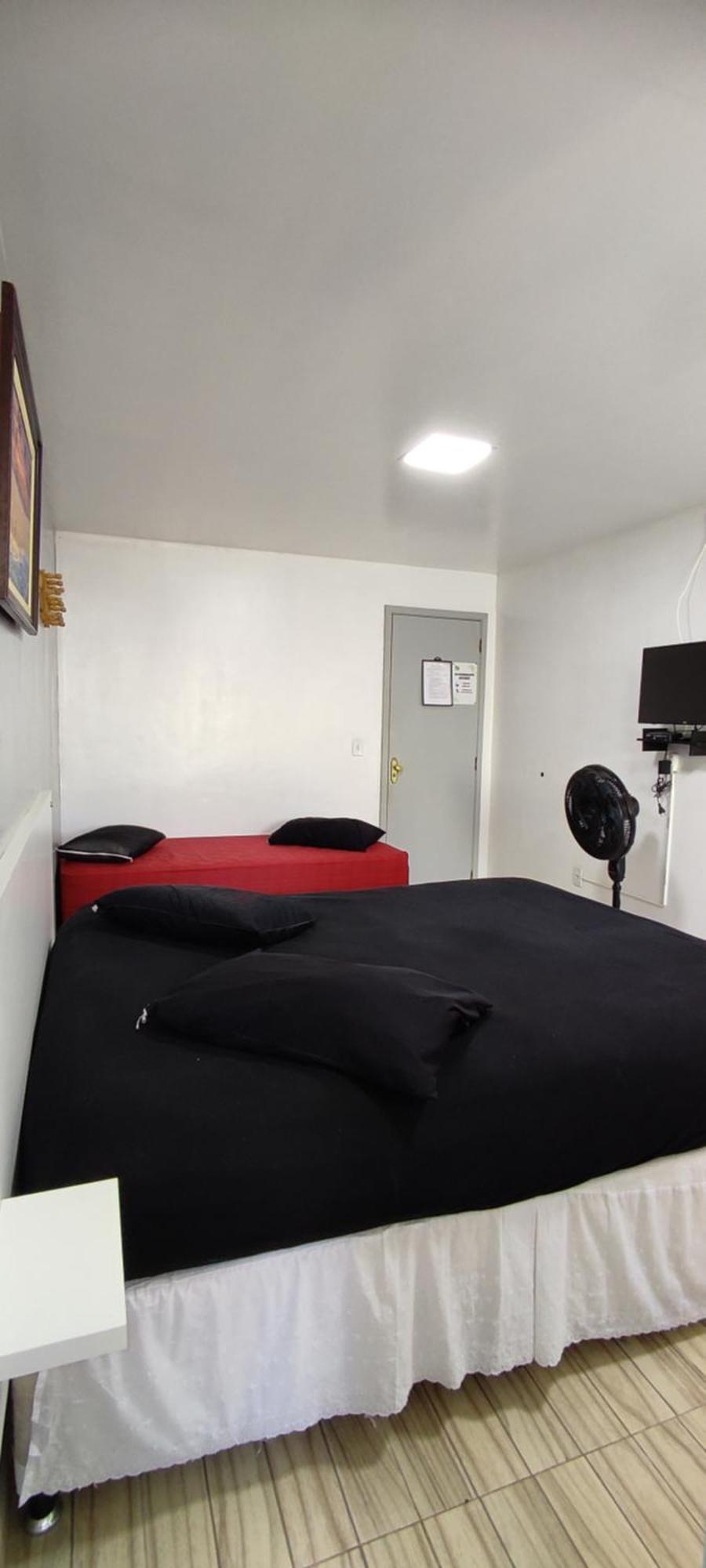 Guest House Renascer K&W كابو فريو المظهر الخارجي الصورة